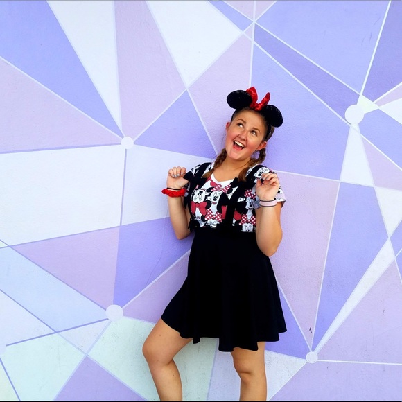 Meet your Posher 💕 - Picture 1 of 3